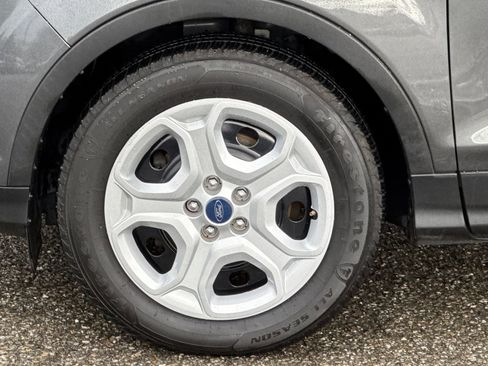 Used 2019 Ford Escape S image 26