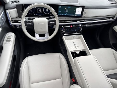 Used 2024 Hyundai Santa Fe Calligraphy image 22