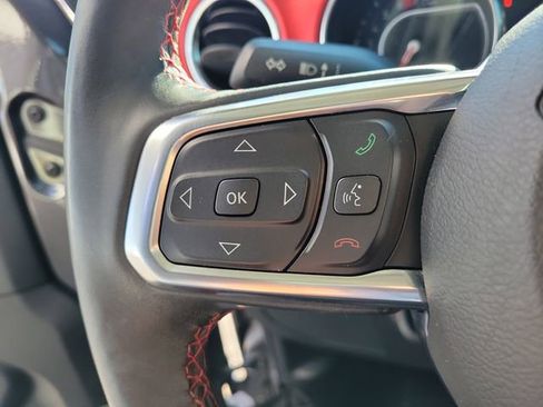 Used 2019 Jeep Wrangler Unlimited Rubicon AWD/4WD image 25