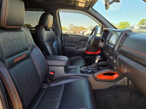Used 2023 Nissan Frontier PRO-4X w/ Pro-4X Premium Package AWD/4WD image 27