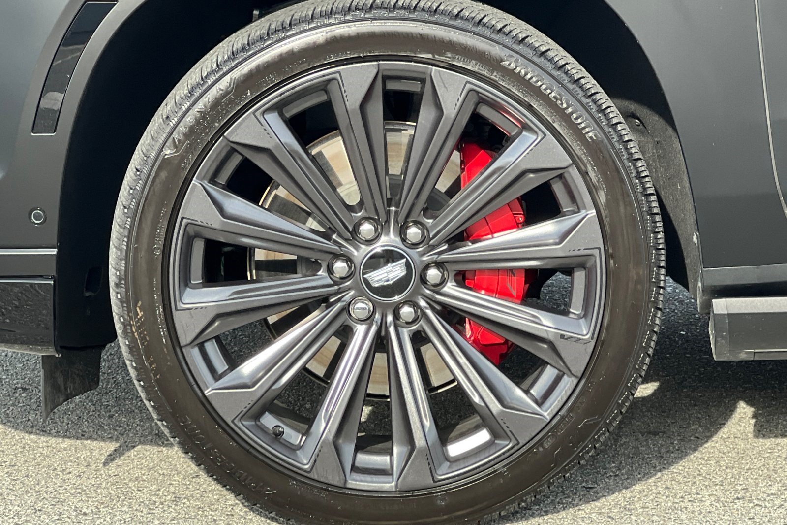 Used 2025 Cadillac Escalade V AWD/4WD image 12