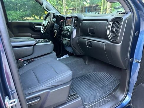 Used 2021 Chevrolet Silverado 1500 Custom Trail Boss AWD/4WD image 7