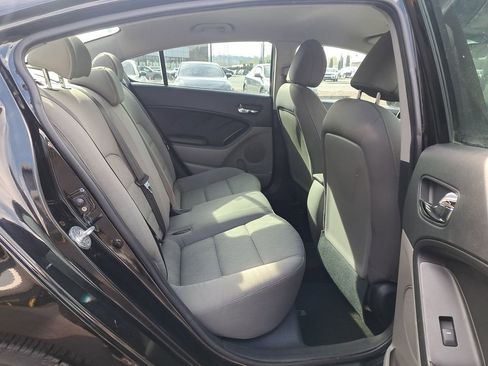 Used 2016 Kia Forte LX FWD image 15