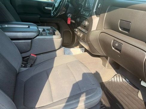 Used 2021 Chevrolet Silverado 2500 Custom w/ Custom Value Package AWD/4WD image 34