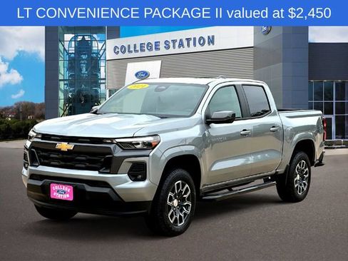 Used 2024 Chevrolet Colorado LT w/ LT Convenience Package III RWD image 2