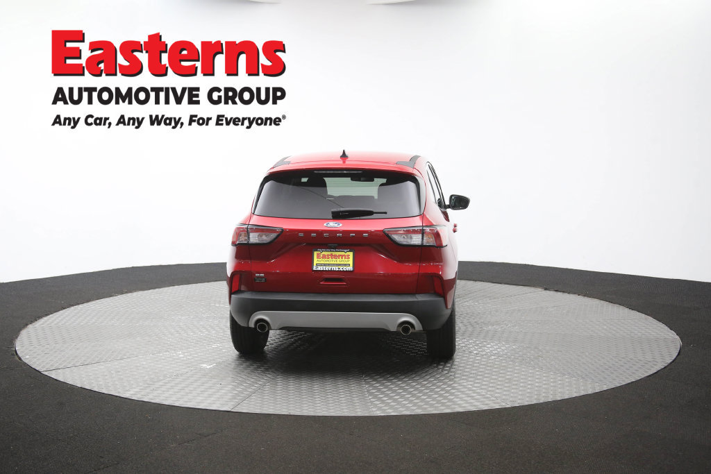 Used 2022 Ford Escape SE w/ Convenience Package FWD image 40