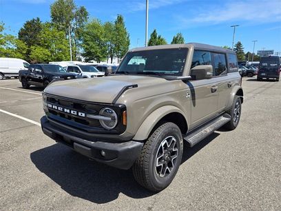 New 2025 Ford Bronco Outer Banks