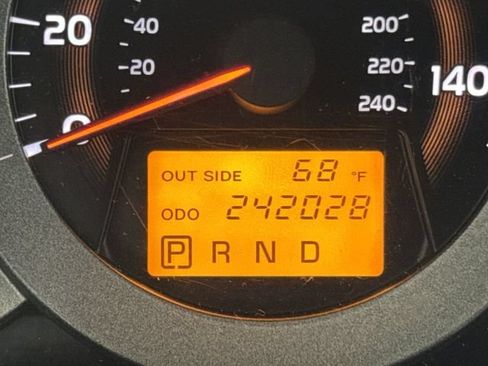 Used 2006 Toyota RAV4 Sport AWD/4WD image 13