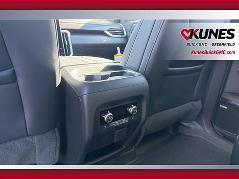 New 2026 GMC Acadia Elevation w/ Black Edition AWD/4WD image 35