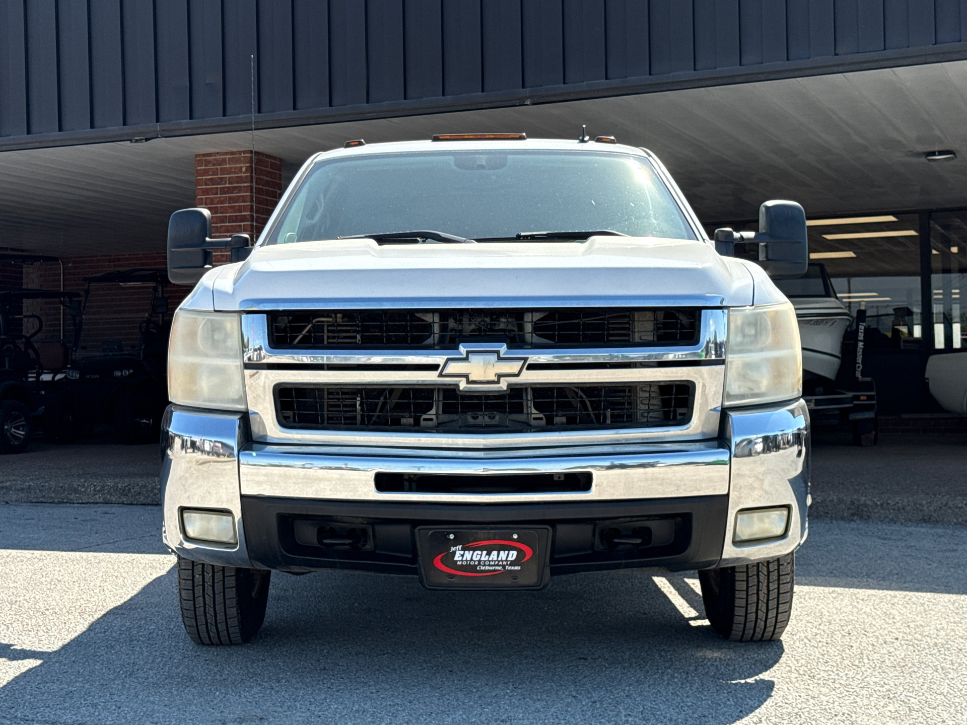 Used 2009 Chevrolet Silverado 3500 LTZ w/ LTZ Plus Package AWD/4WD image 2