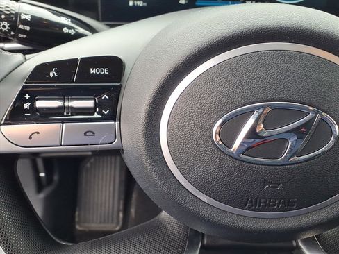 Certified 2023 Hyundai Elantra SEL w/ Convenience Package FWD image 28