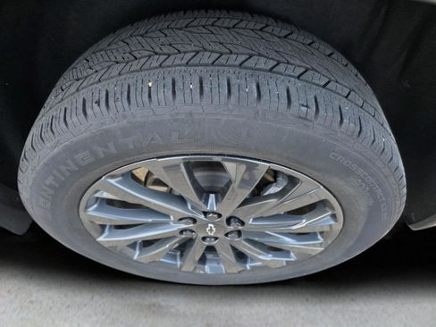 Used 2023 Chevrolet Traverse RS w/ LPO, Floor Liner Package image 42