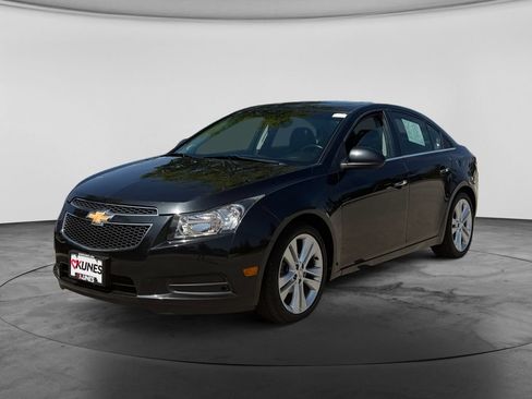 Used 2011 Chevrolet Cruze LTZ FWD image 4