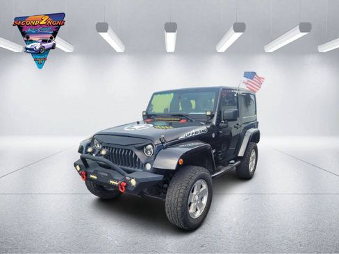 Used 2011 Jeep Wrangler Sahara AWD/4WD image 1