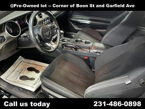 Used 2018 Ford Mustang Coupe w/ Equipment Group 101A RWD image 14