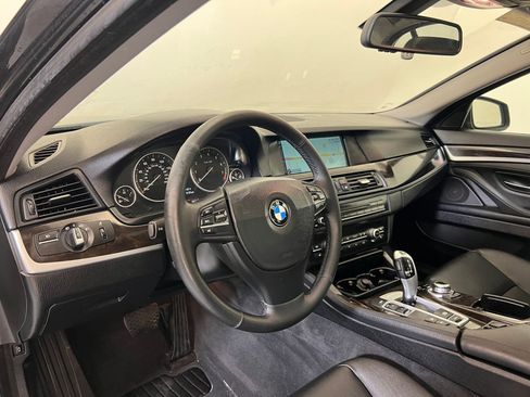 Used 2013 BMW 528i xDrive 528i xDrive image 3