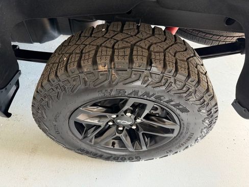 Used 2025 Chevrolet Silverado 1500 Custom Trail Boss image 9