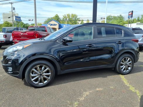 Used 2022 Kia Sportage Nightfall Edition w/ Nighfall AWD Premium Package image 7
