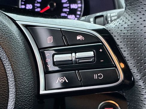 Used 2023 Kia Forte GT-Line image 24