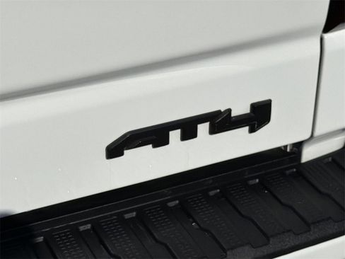 Used 2023 GMC Sierra 1500 AT4 w/ Technology Package image 30