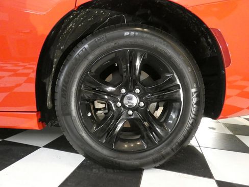 Used 2022 Dodge Charger SXT image 6