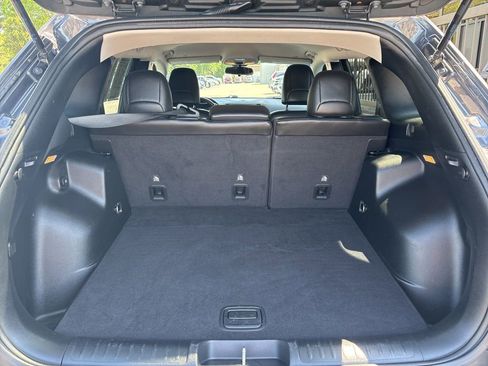 Used 2020 Jeep Cherokee Latitude Plus AWD/4WD image 36