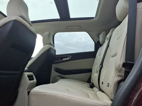 Used 2024 Ford Edge Titanium AWD/4WD image 15