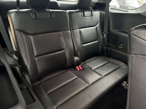 Used 2022 Ford Explorer Limited RWD image 14