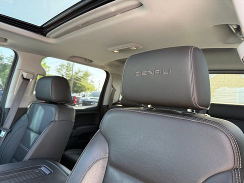 Used 2019 GMC Sierra 3500 Denali AWD/4WD image 24