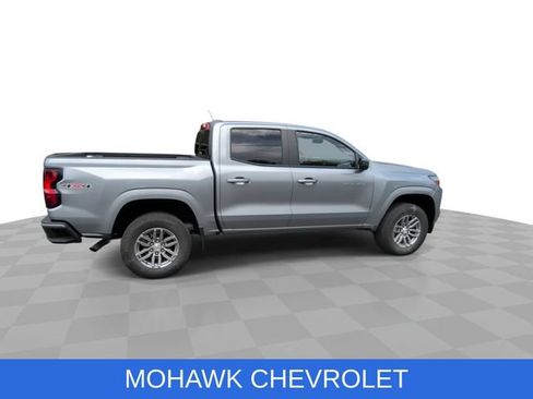 Certified 2024 Chevrolet Colorado LT w/ LT Convenience Package II AWD/4WD image 10