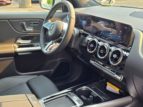 New 2026 Mercedes-Benz GLA 250 4MATIC image 25