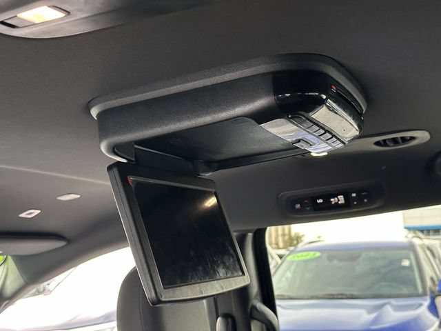 Used 2019 Chrysler Pacifica Touring Plus w/ S Appearance Package FWD image 23