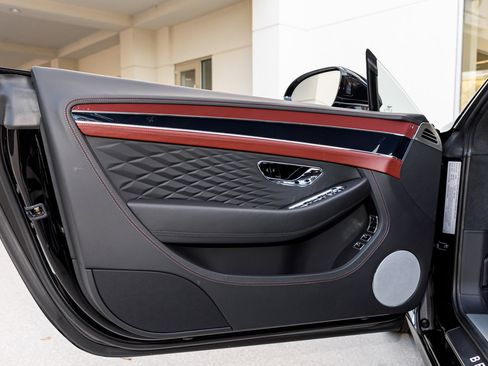 New 2026 Bentley Continental GT image 27