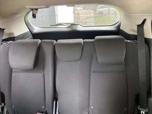 Used 2017 Honda HR-V EX image 16
