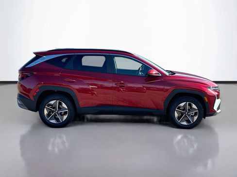 Certified 2025 Hyundai Tucson SEL AWD/4WD image 17