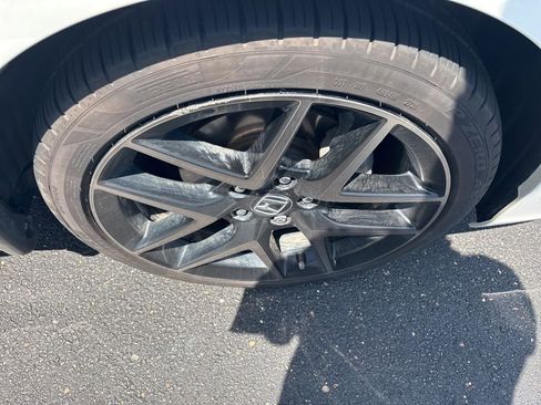 Used 2023 Honda Civic Sport Touring image 8