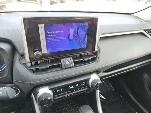 Used 2024 Toyota RAV4 XLE image 24