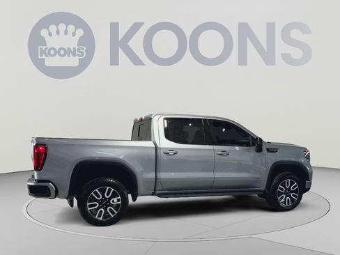 Used 2024 GMC Sierra 1500 AT4 w/ Technology Package AWD/4WD image 12