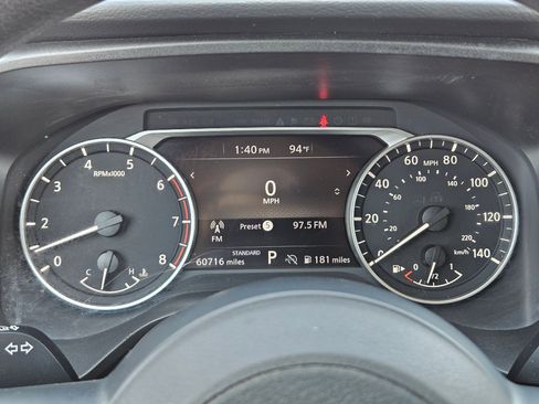 Used 2024 Nissan Rogue S FWD image 19