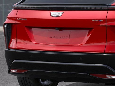 Used 2026 Cadillac Lyriq Sport image 15