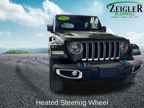 Used 2023 Jeep Wrangler Unlimited Sahara w/ Cold Weather Group AWD/4WD image 7