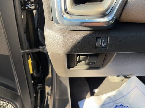 New 2026 GMC Canyon Denali image 19