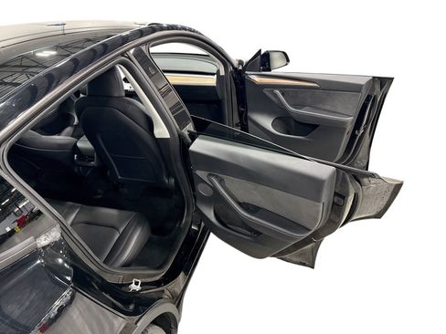Certified 2023 Tesla Model Y Performance AWD/4WD image 12