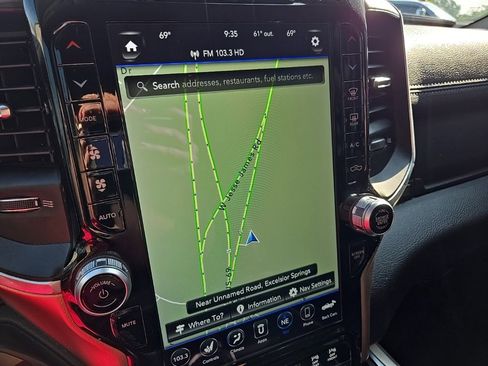 Used 2020 RAM 1500 Laramie image 64