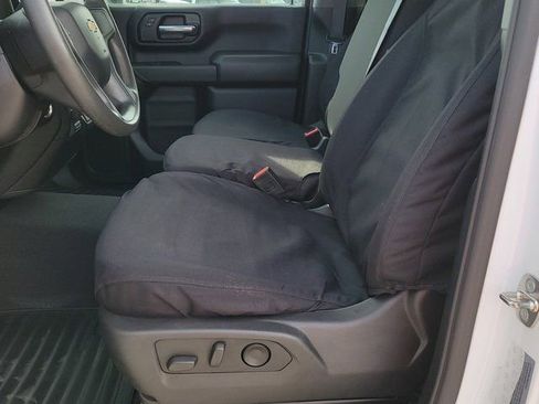 Used 2024 Chevrolet Silverado 2500 Custom w/ Custom Convenience Package image 6