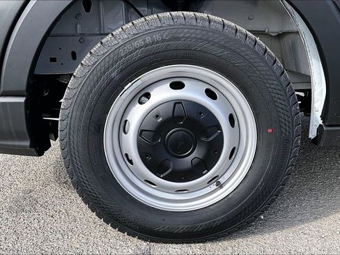 New 2026 Ford Transit 250 148 Medium Roof w/ Load Area Protection Package RWD image 10