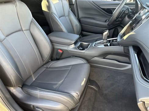Certified 2025 Subaru Outback Limited image 8