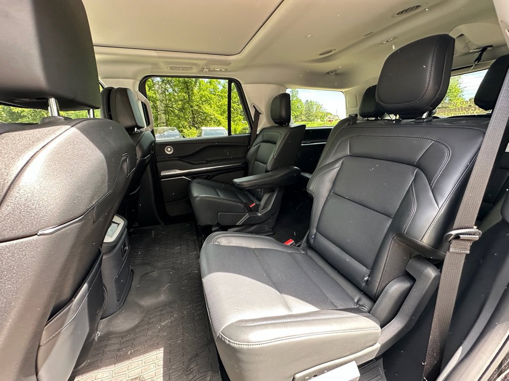New 2025 Lincoln Navigator Reserve AWD/4WD image 19