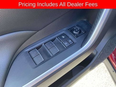Used 2022 Toyota RAV4 XLE Premium AWD/4WD image 20