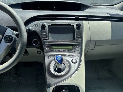 Used 2011 Toyota Prius Two image 19